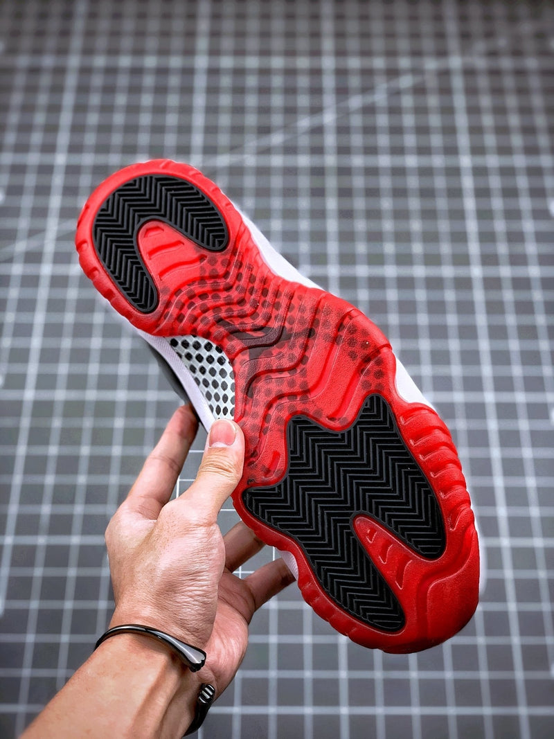 Tênis Nike Air Jordan 11 Bred - Rei da Pelada