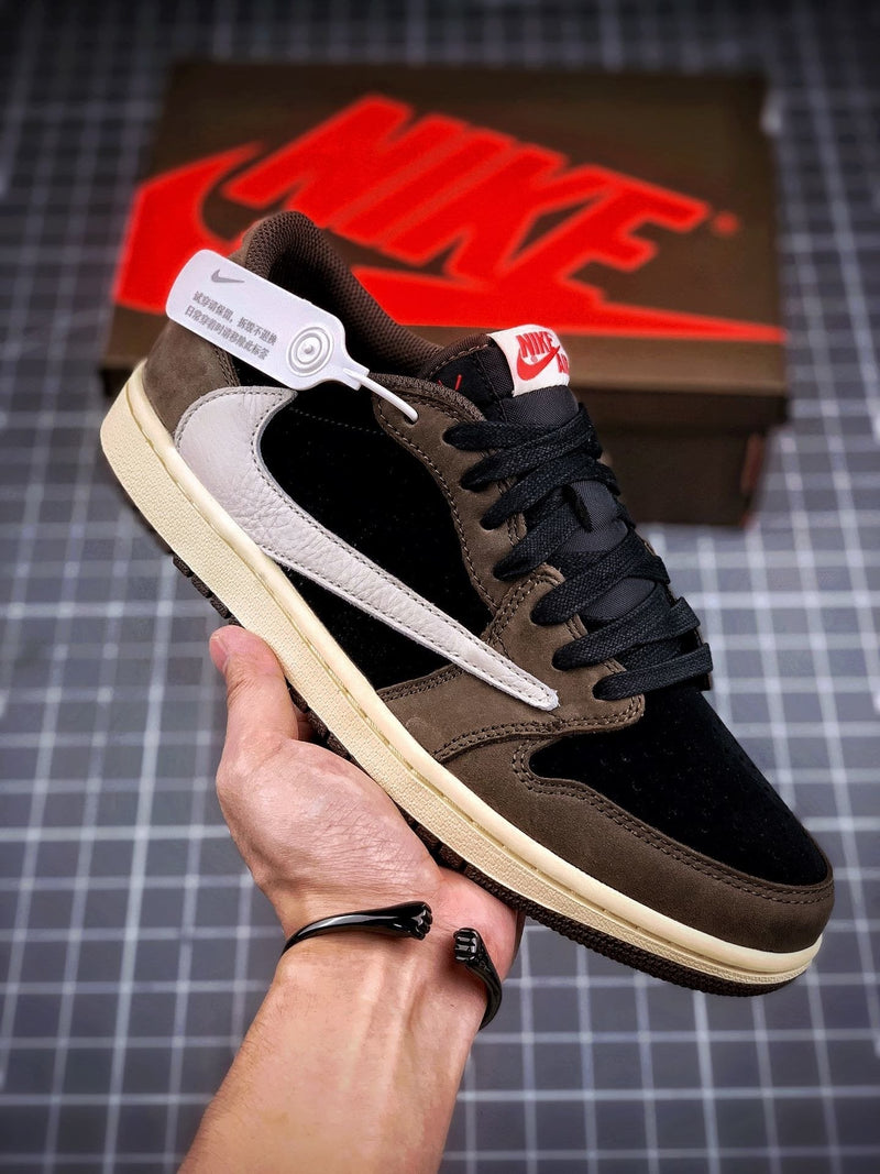 Tênis Nike Air Jordan 1 Low Travis Scott - Rei da Pelada