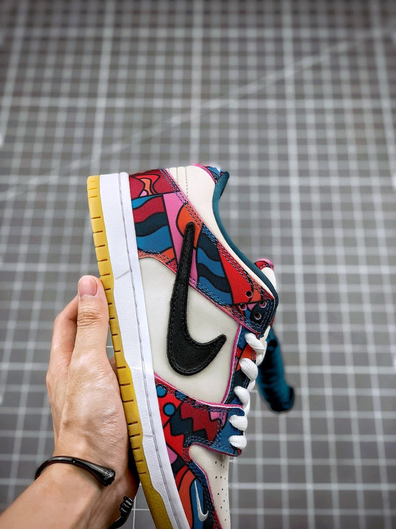 Tênis Nike SB Dunk Low "Abstract Art" - Rei da Pelada