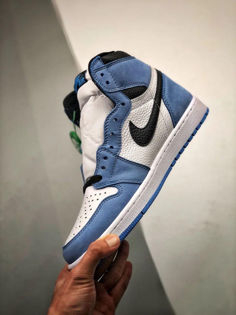 Tênis Nike Air Jordan 1 High "University Blue" - Rei da Pelada