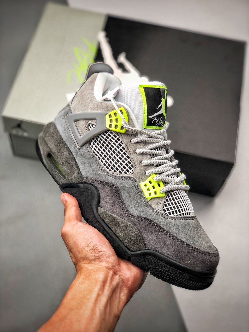 Tênis Nike Air Jordan 4 Retro SE “Neon” - Rei da Pelada