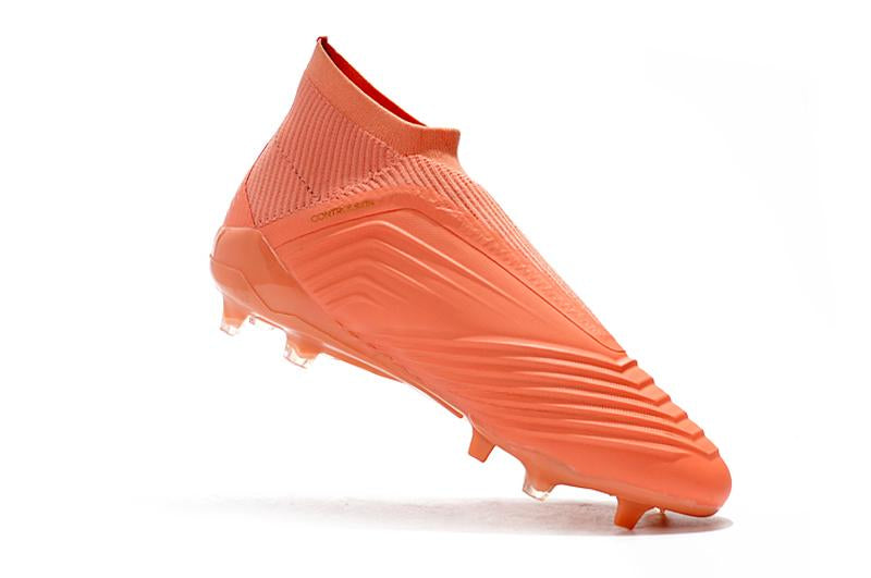 Chuteira adidas Predator 18+ Campo