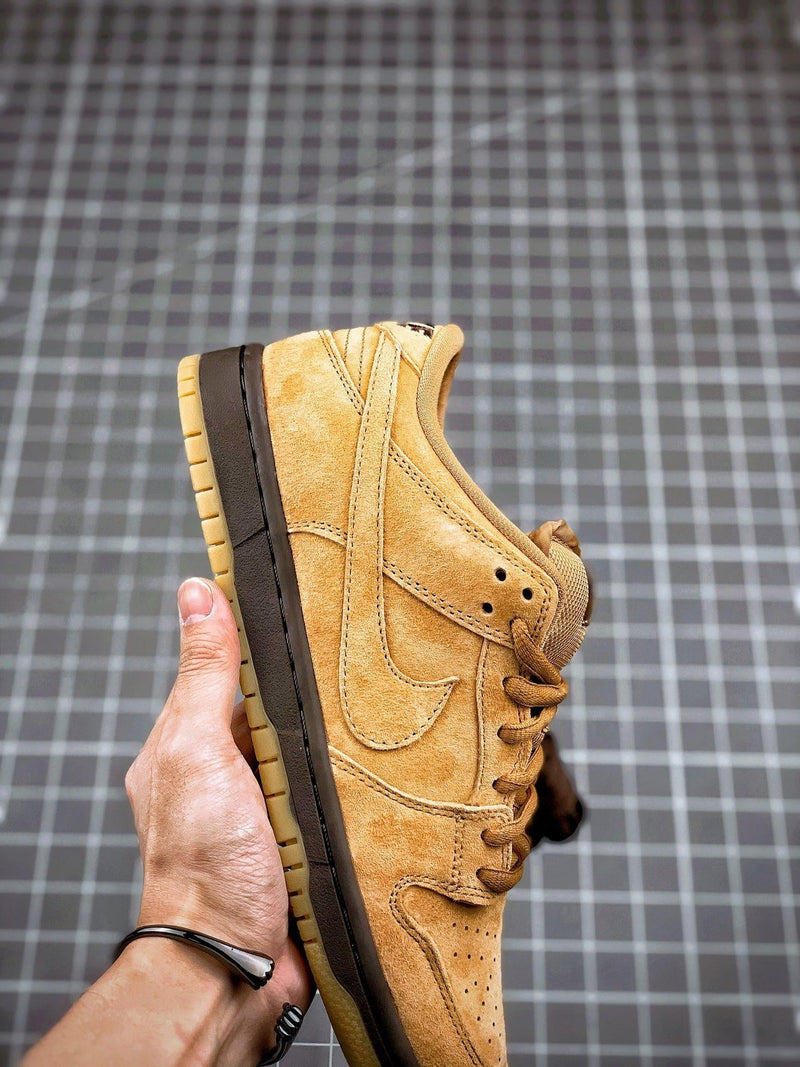 Tênis Nike SB Dunk Low "Wheat Mocha" - Rei da Pelada