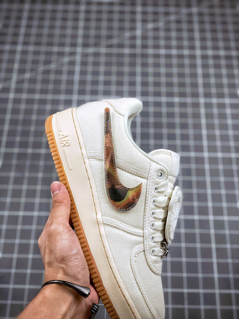 Tênis Travis Scott x Nike Air Force 1 Low 'White Sail' - Rei da Pelada