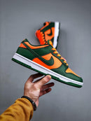Tênis Nike SB Dunk Low "Miami Hurricanes" - Rei da Pelada