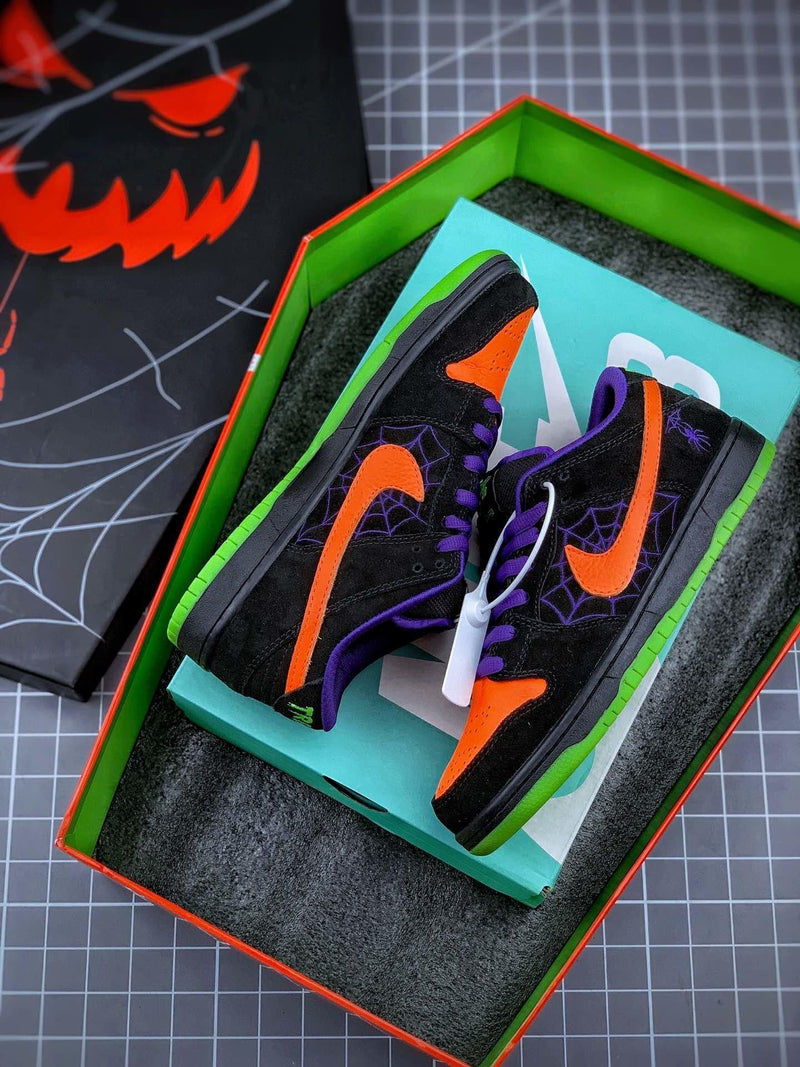 Tênis Nike SB Dunk Low "Night of Mischief Halloween" - Rei da Pelada