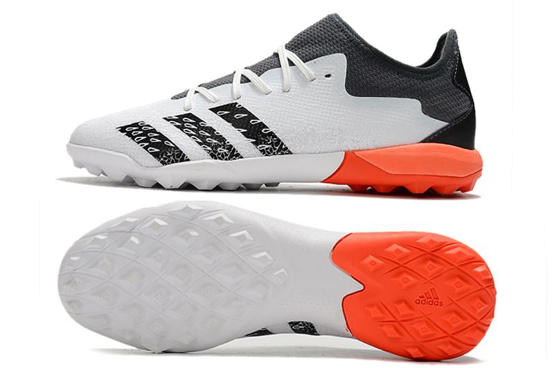 Chuteira adidas Predator Freak .3 Society