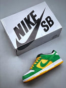 Tênis Nike SB Dunk Low "Joe Strummer" - Rei da Pelada