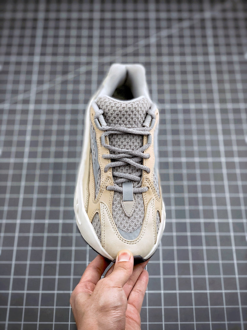 Tênis Adidas Yeezy Boost 700 V2 Cream - Rei da Pelada