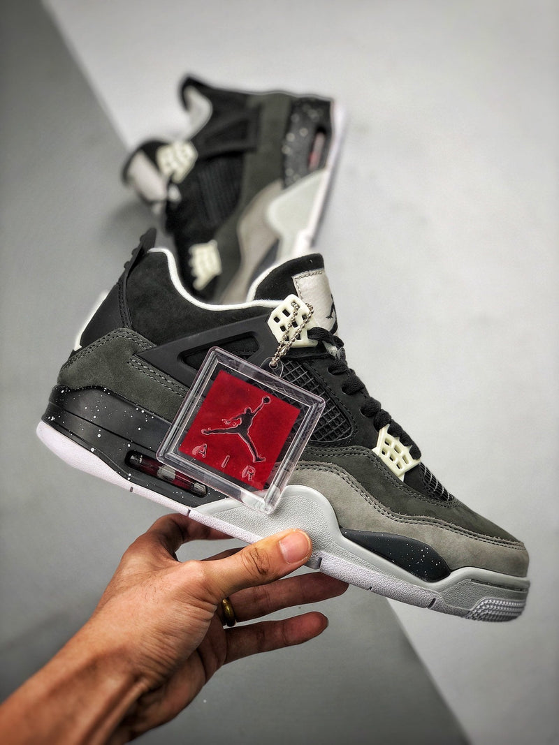 Tênis Nike Air Jordan 4 Retro "Fear" - Rei da Pelada