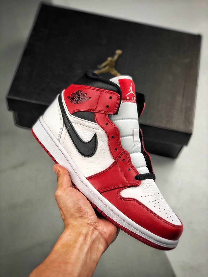 Tênis Nike Air Jordan 1 Mid "Chicago" - Rei da Pelada