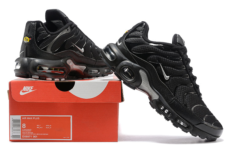 Tênis Nike Air Max Plus Tn "Triple Black" - Rei da Pelada