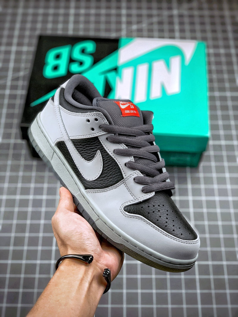 Tênis Nike SB Dunk Low "Atlas 35MM" - Rei da Pelada