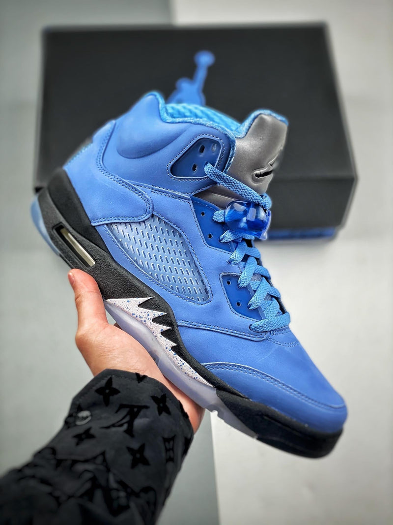 Tênis Nike Air Jordan 5 "Retro SE UNC" - Rei da Pelada