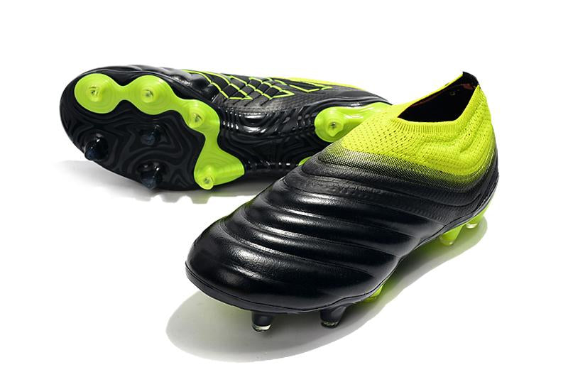 Chuteira Adidas Copa 19+ Campo