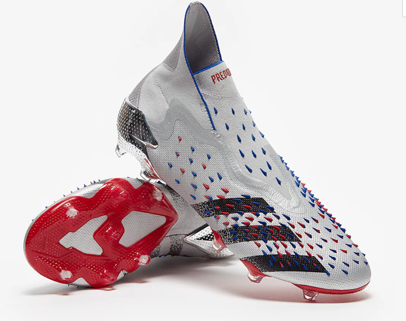 Chuteira adidas Predator Freak+ Campo