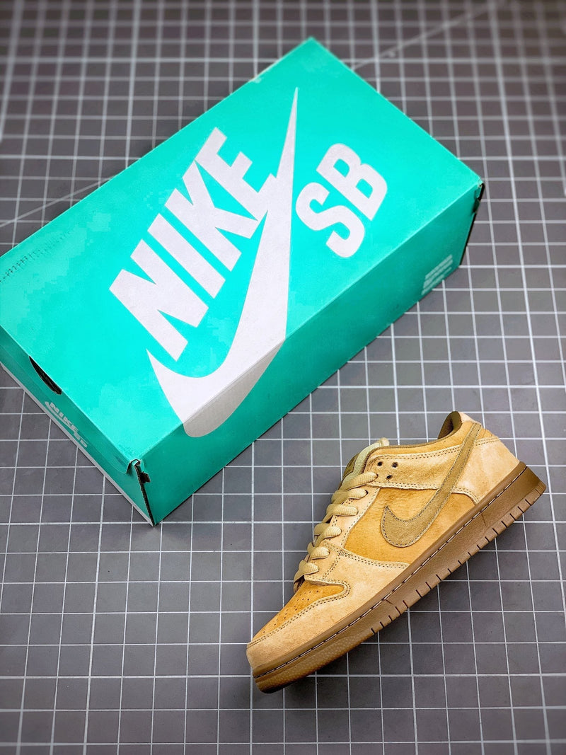 Tênis Nike SB Dunk Low "Wheat" - Rei da Pelada