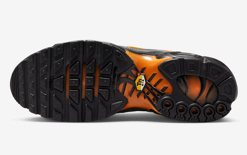 Tênis Nike Air Max Plus Tn "Safety Orange" - Rei da Pelada