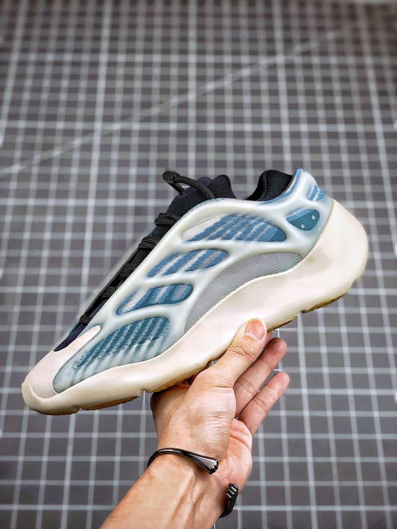 Tênis Adidas Yeezy Boost 700 V3 Kyanite - Rei da Pelada