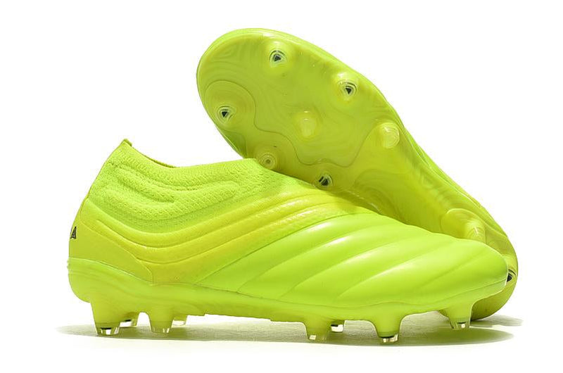 Chuteira Adidas Copa 19+ Campo