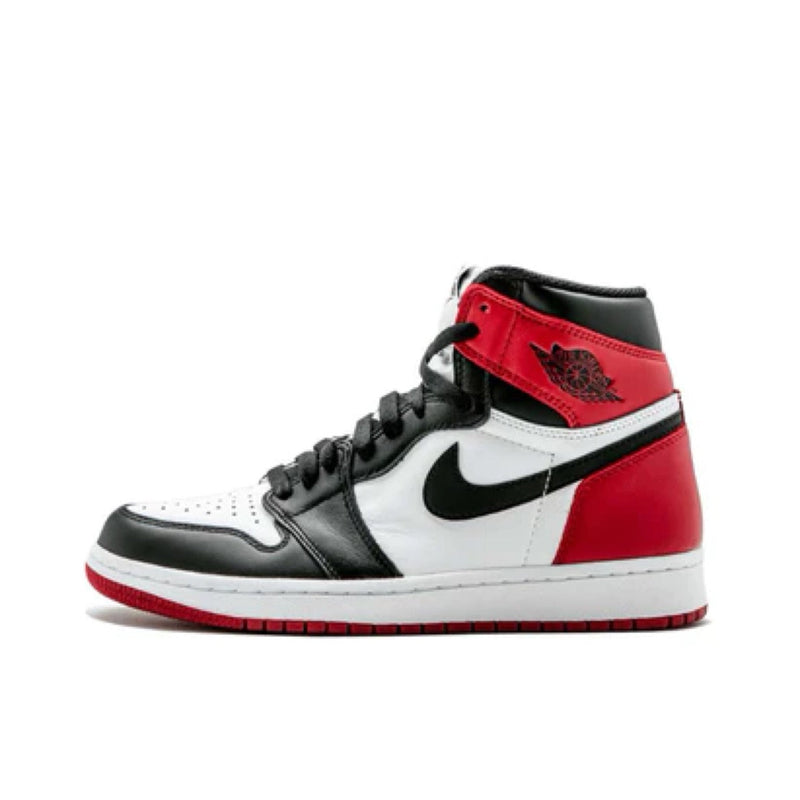 Tênis Nike Air Jordan 1 Retro Black Toe - Rei da Pelada