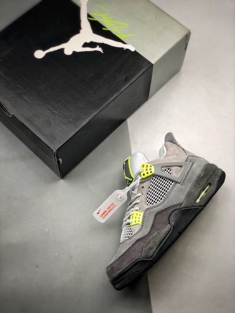 Tênis Nike Air Jordan 4 Retro SE “Neon” - Rei da Pelada