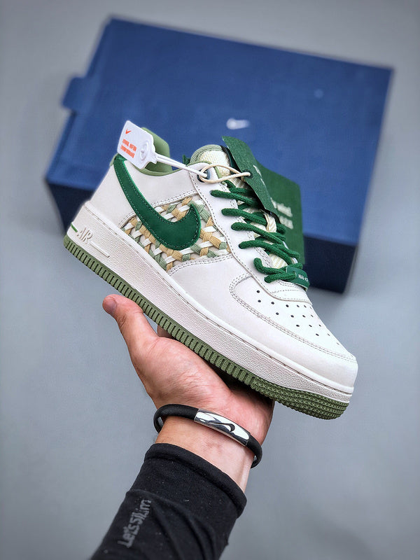 Tênis Nike Air Force 1'07 Low "Bamboo" - Rei da Pelada