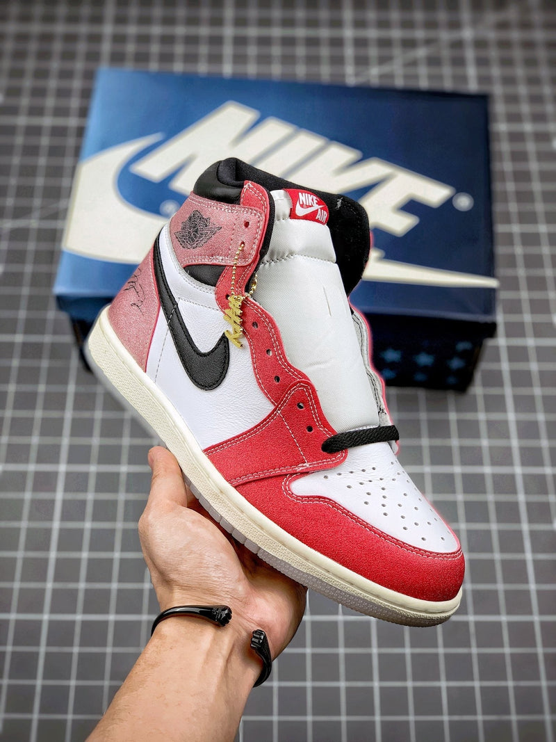 Tênis Nike x Trophy Room Air Jordan 1 High 'Freeze Out' - Rei da Pelada