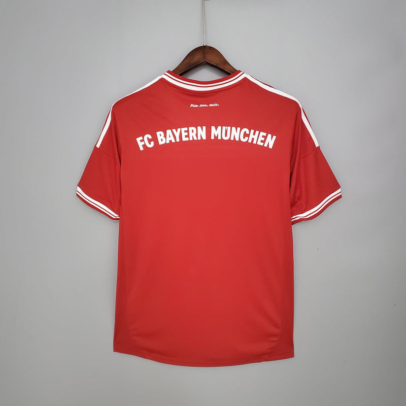 Camisa Retrô Bayern de Munique 2013/14 Home Champions League Edition