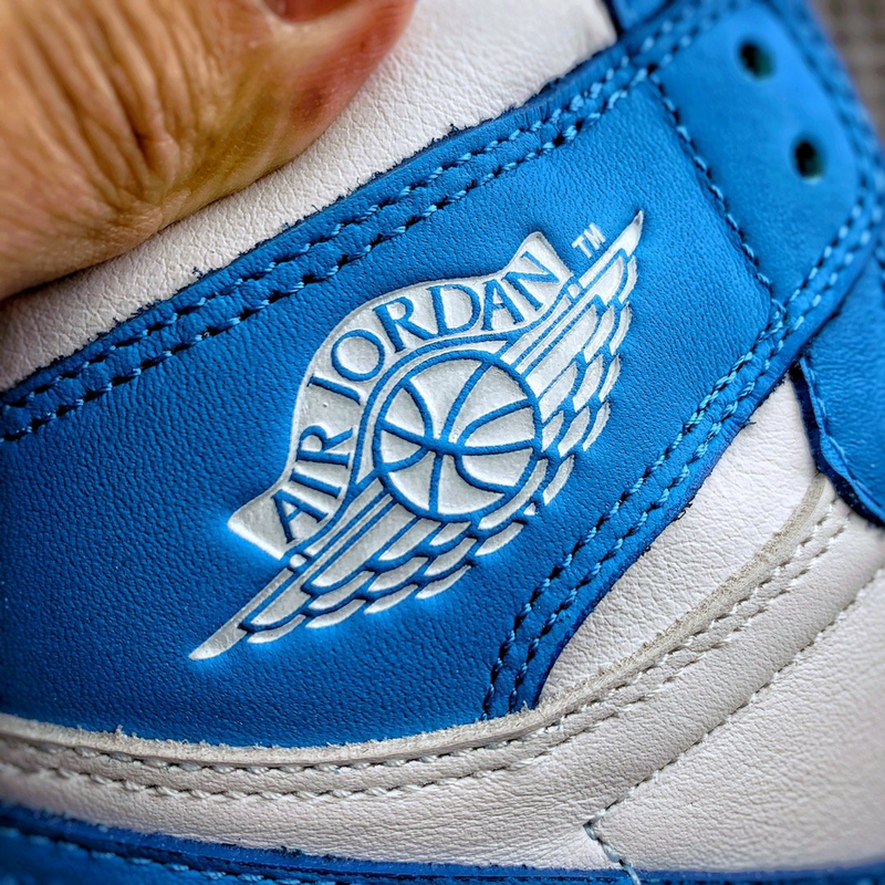 Tênis Nike Air Jordan 1 High UNC - Rei da Pelada