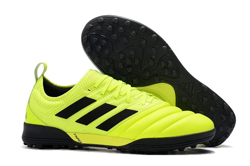 Chuteira Adidas Copa 20.1 Society