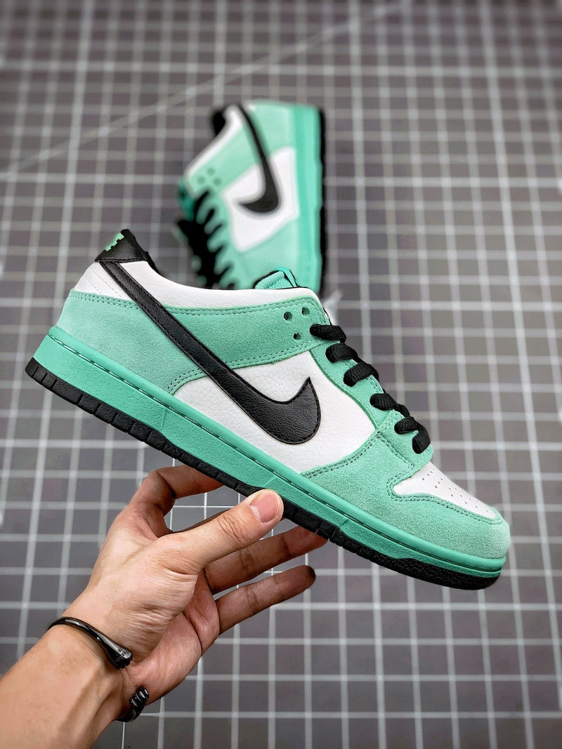 Tênis Nike SB Dunk Low "Sea Crystal" - Rei da Pelada