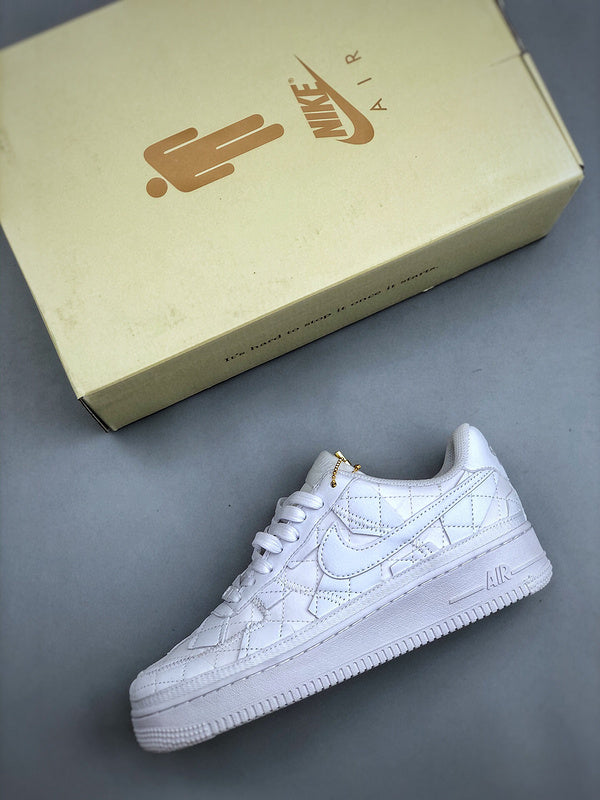 Tênis Nike Air Force 1'07 Low "Billie Eilish" - Rei da Pelada