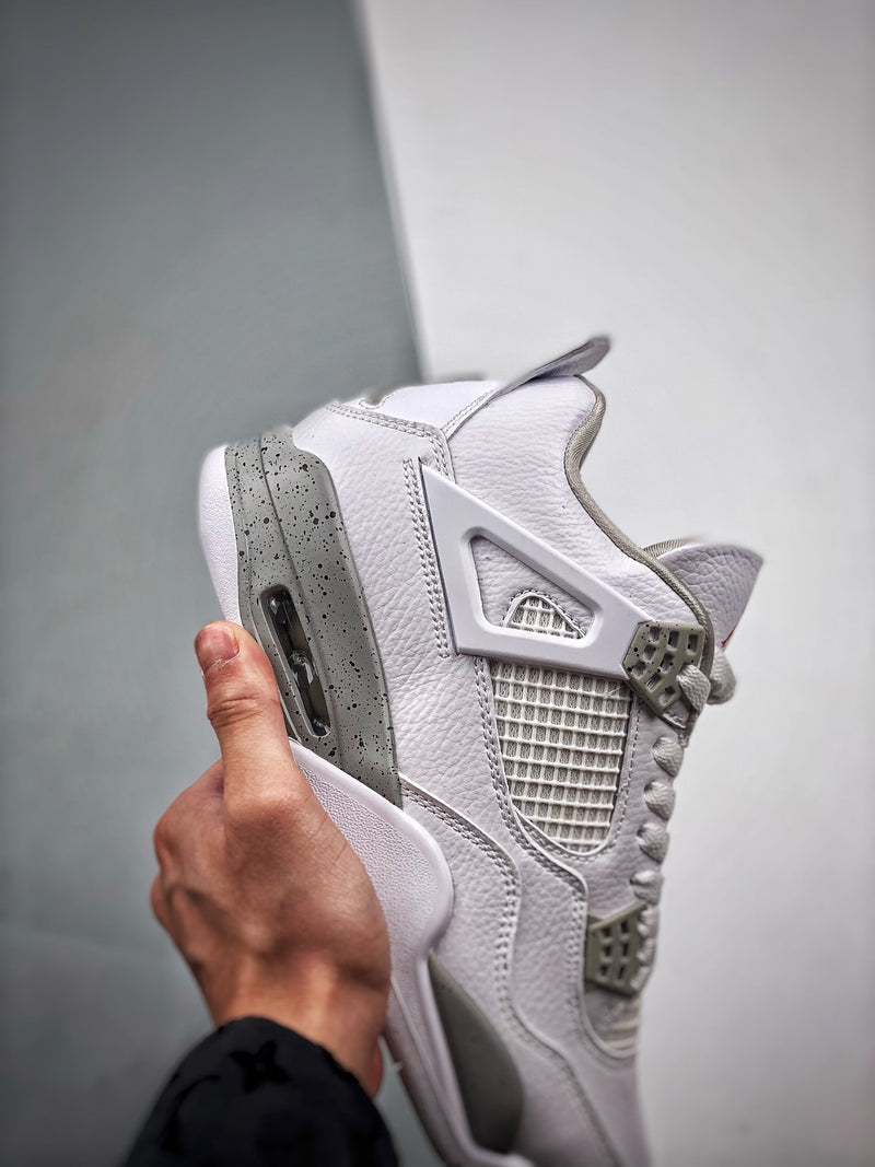 Tênis Nike Air Jordan 4 "White Oreo" - Rei da Pelada