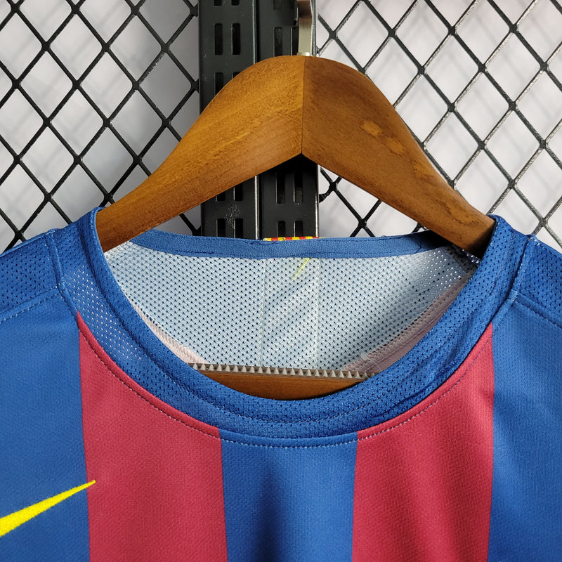 Camisa Barcelona Home (1) 2005/06 Nike Retrô Masculina