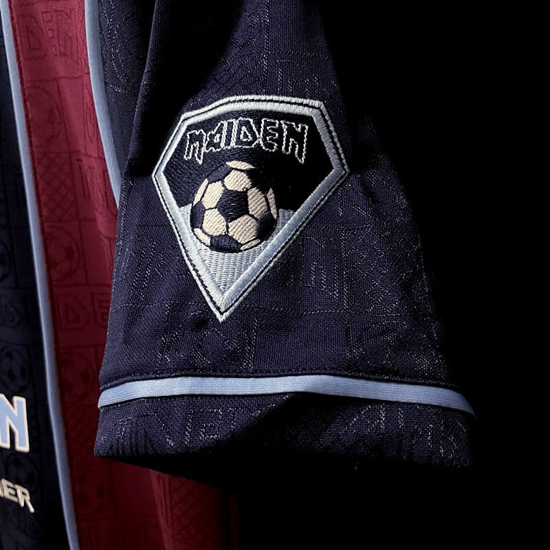 Camisa West Ham Home (1) Iron Maiden 2011 Retrô Masculina