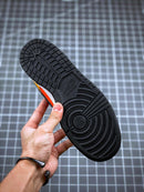 Tênis Nike SB Dunk Low "Raygun" - Rei da Pelada