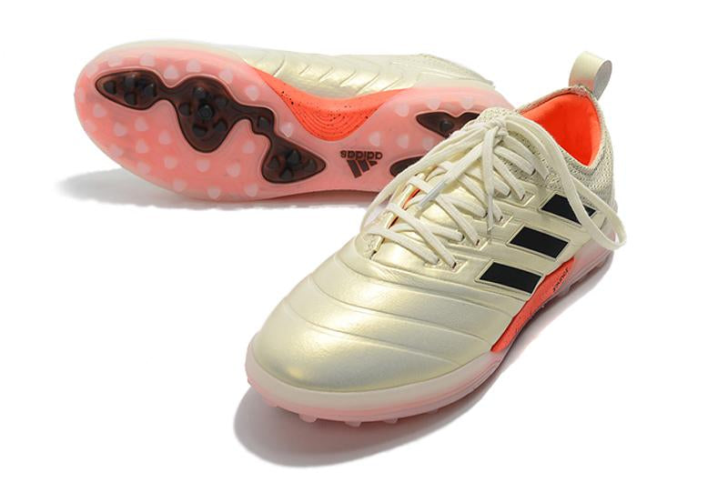 Chuteira Adidas Copa 20.1 Society