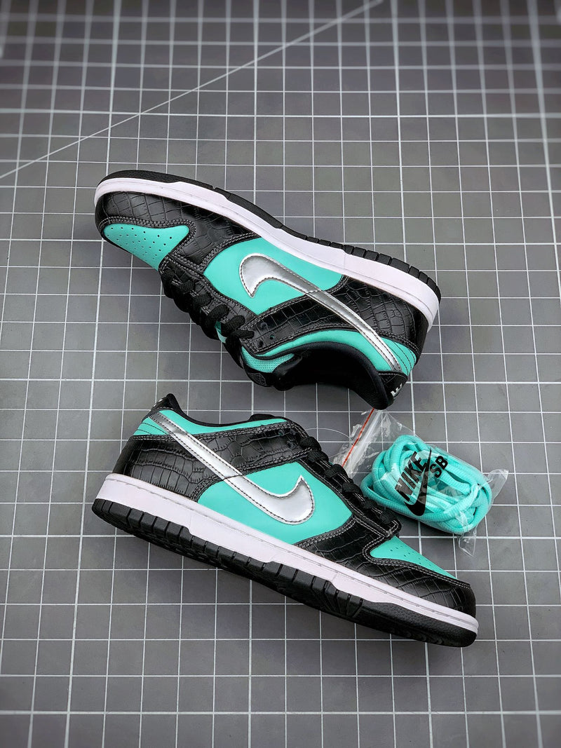 Tênis Nike SB Dunk Low x Tiffany 'Diamond Supply' - Rei da Pelada