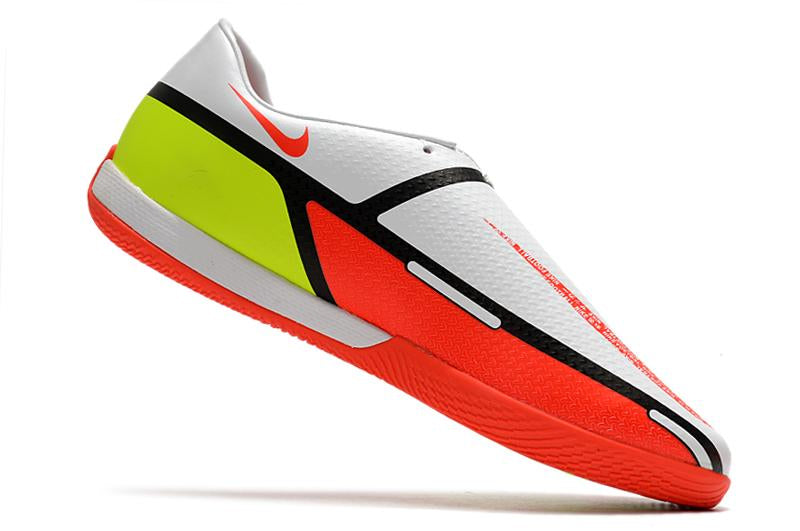 Chuteira Nike React Phantom GT Pro Futsal