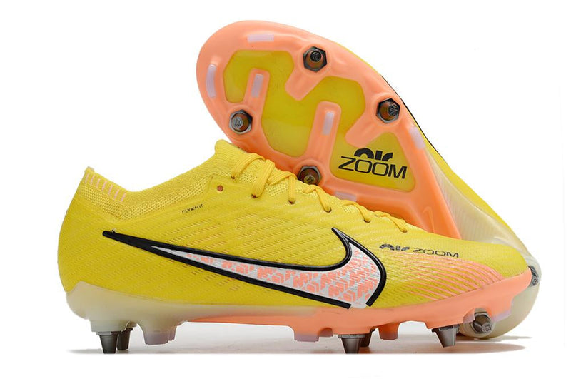 Chuteira Nike Mercurial Vapor XV Elite SG Campo