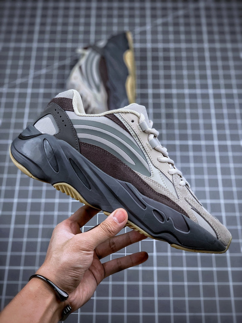 Tênis Adidas Yeezy Boost 700 V2 Tephra - Rei da Pelada