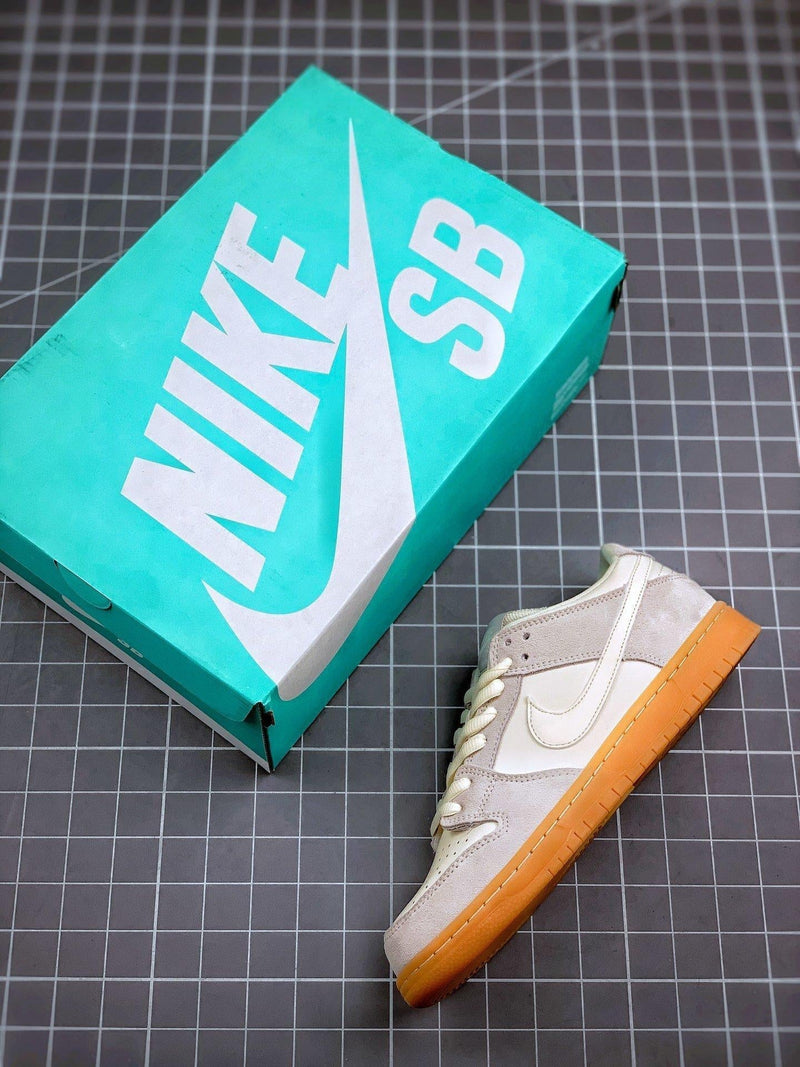 Tênis Nike SB Dunk Low ""Island Green Gum"" - Rei da Pelada