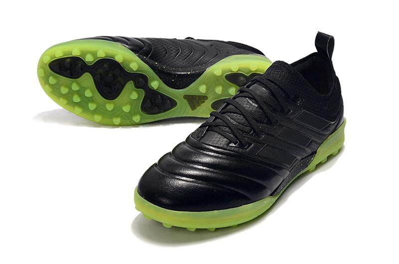 Chuteira Adidas Copa 20.1 Society