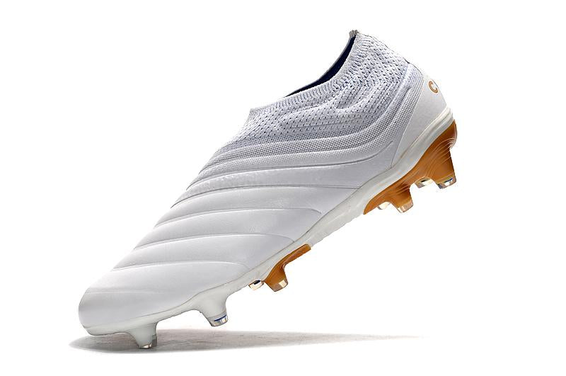 Chuteira Adidas Copa 19+ Campo