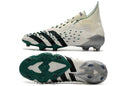Chuteira adidas Predator Freak+ Campo
