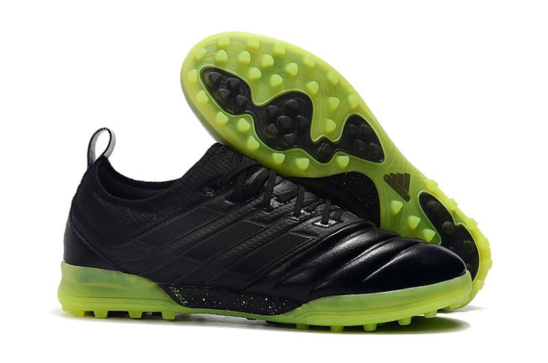 Chuteira Adidas Copa 20.1 Society