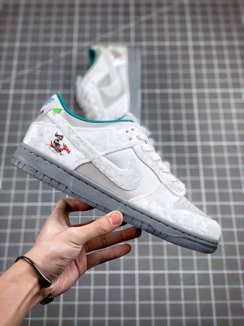 Tênis Nike SB Dunk Low "LCE" - Rei da Pelada