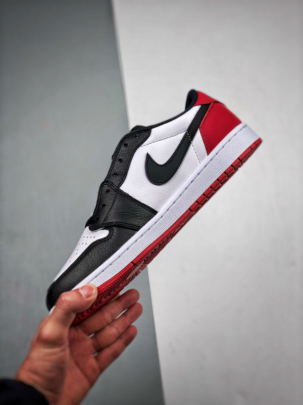 Tênis Nike Air Jordan 1 Low "Black Toe" - Rei da Pelada