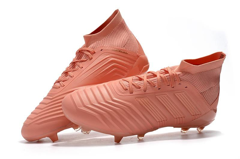 Chuteira adidas Predator 18 Campo